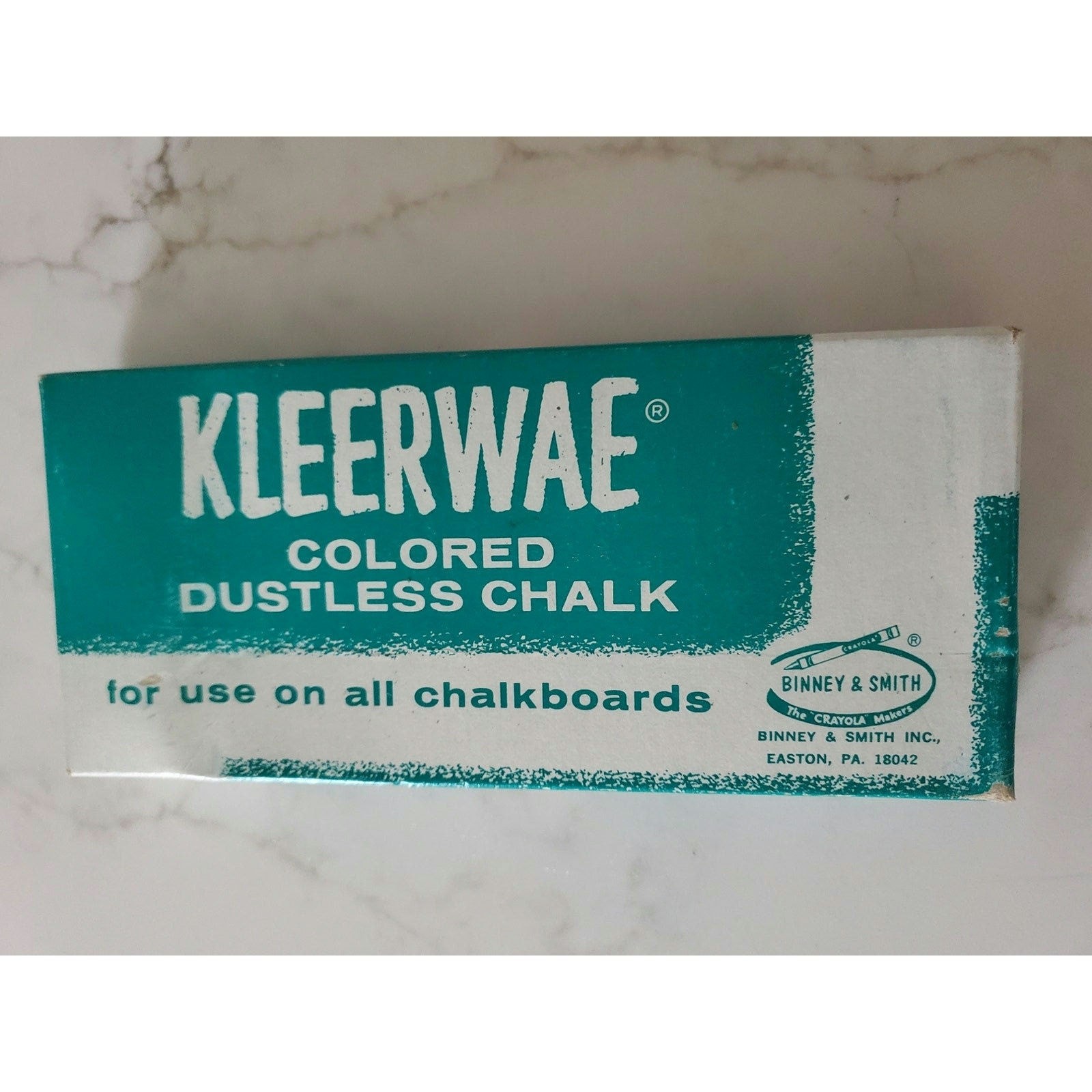 Vintage Colored Dustless Chalk 12 Pieces Binney & Smith Kleerwae New in Box