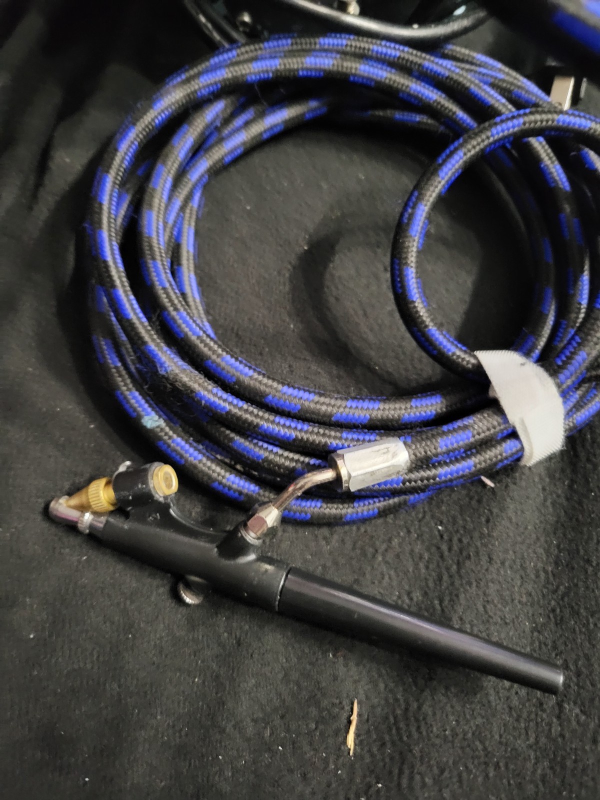 Master Airbrush MAS TC-40 Air Compressor w/ Regulator, Hose & Airbrush