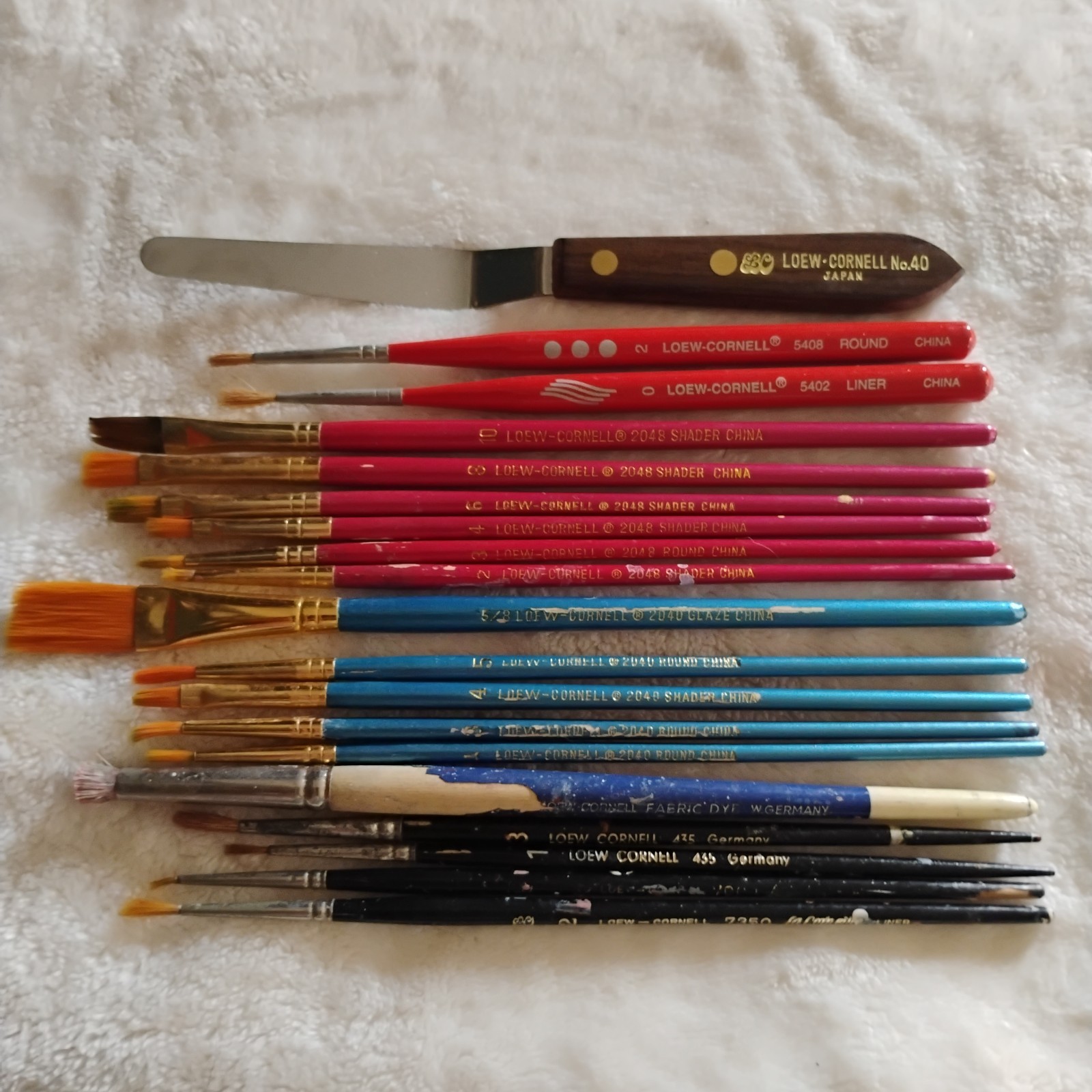 Loew-Cornell Paint Brush Lot 18pc Vintage Germany La Corneille 7350 435 2048
