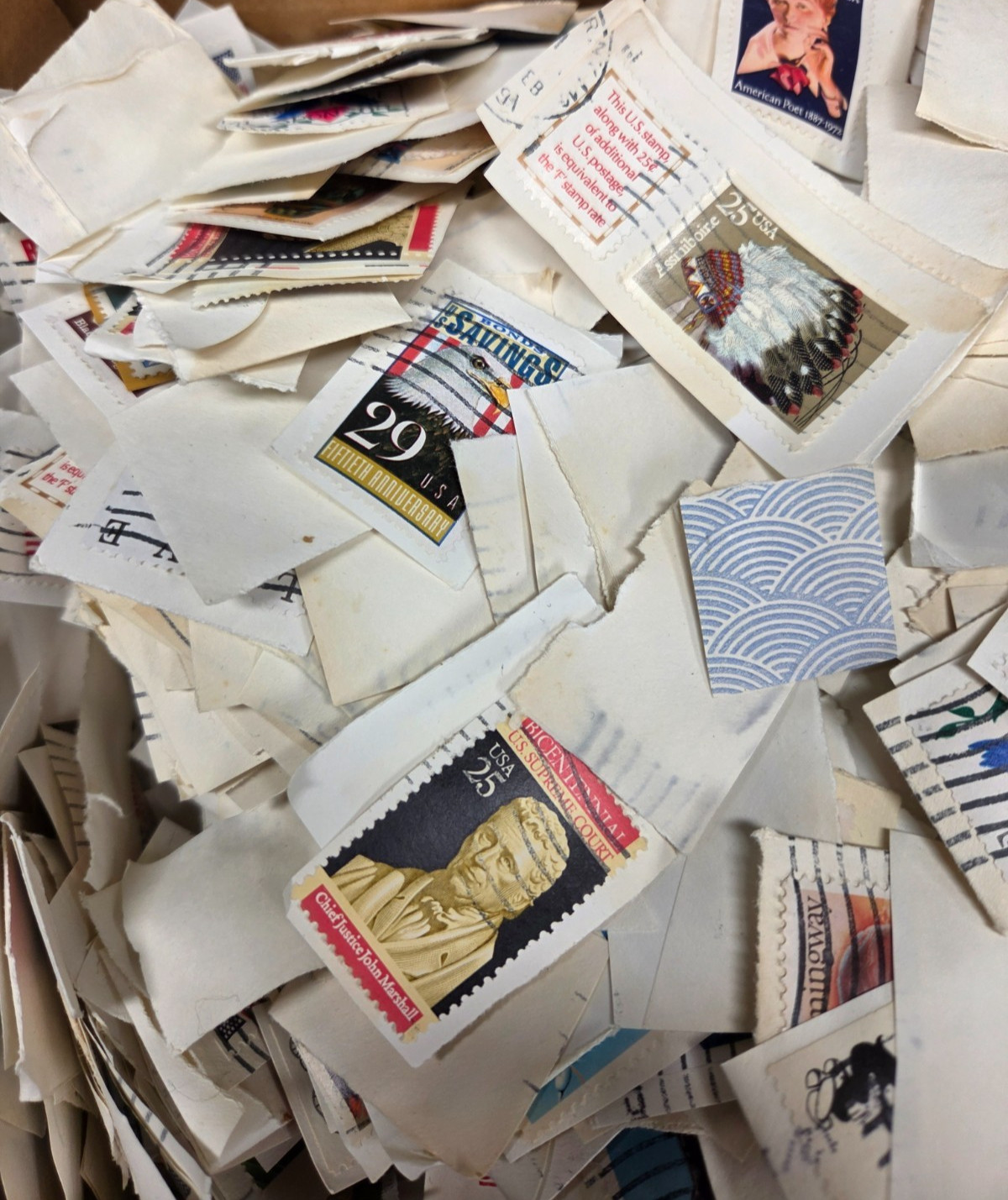 4,000+ US used stamps 90% commerative (1988-1995)