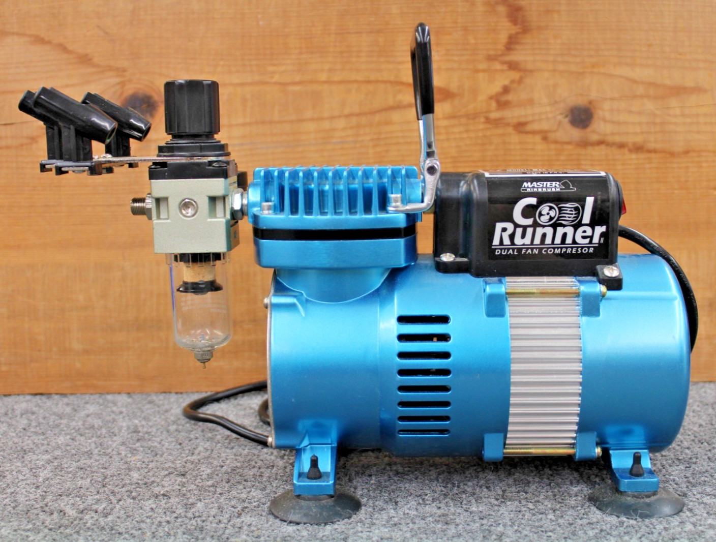 Master Airbrush Model TC-320 Cool Runner II Air Compressor Set (Preowned)