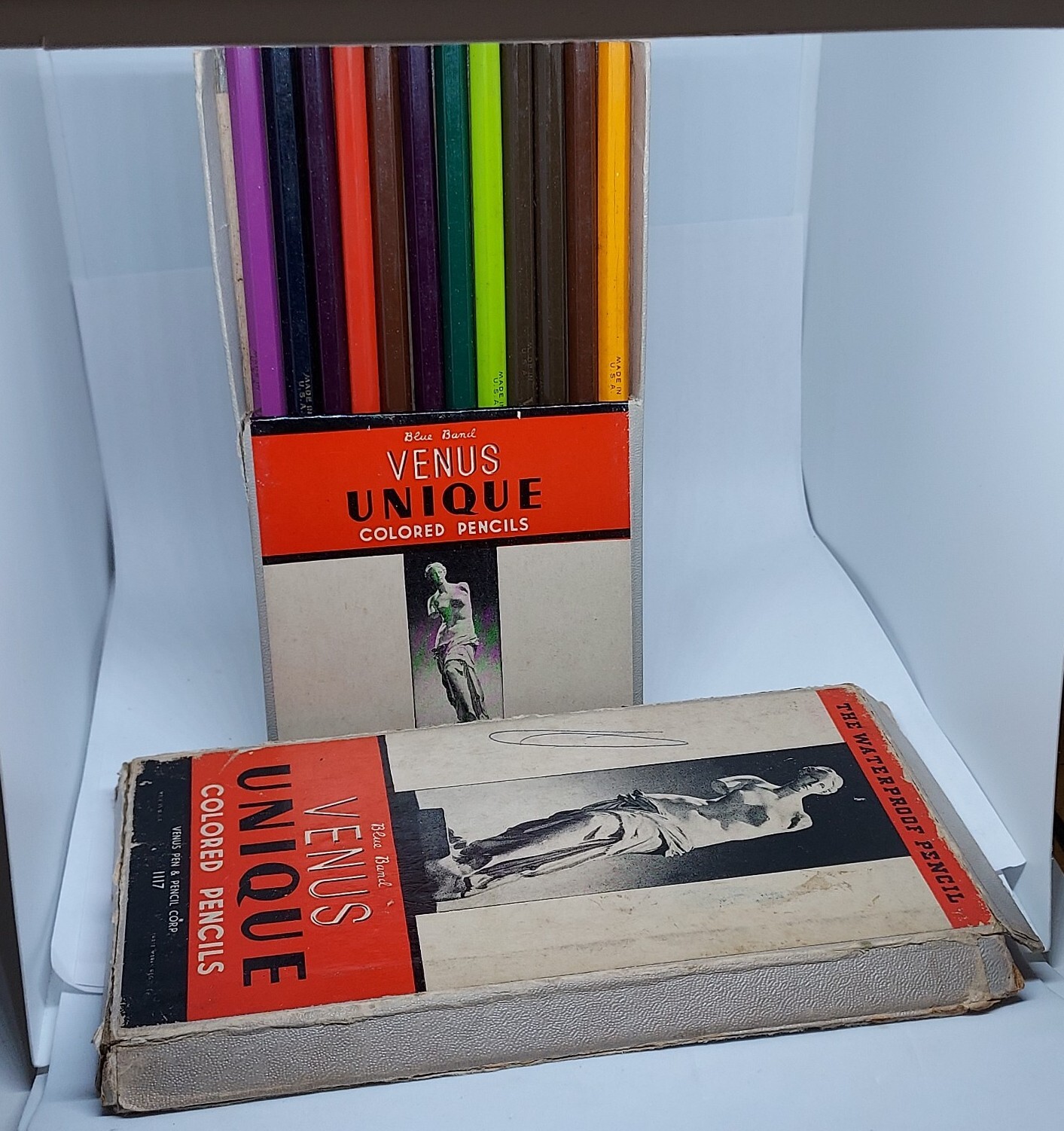 Vintage Venus Unique Colored Pencils No. 1117 Waterproof in Box Not Sharpened
