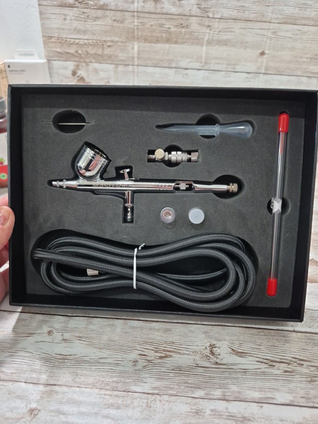G233 Pro Set Master Gravity Airbrush Kit 2 Fluid Tips Air Hose OPEN BOX G233-set