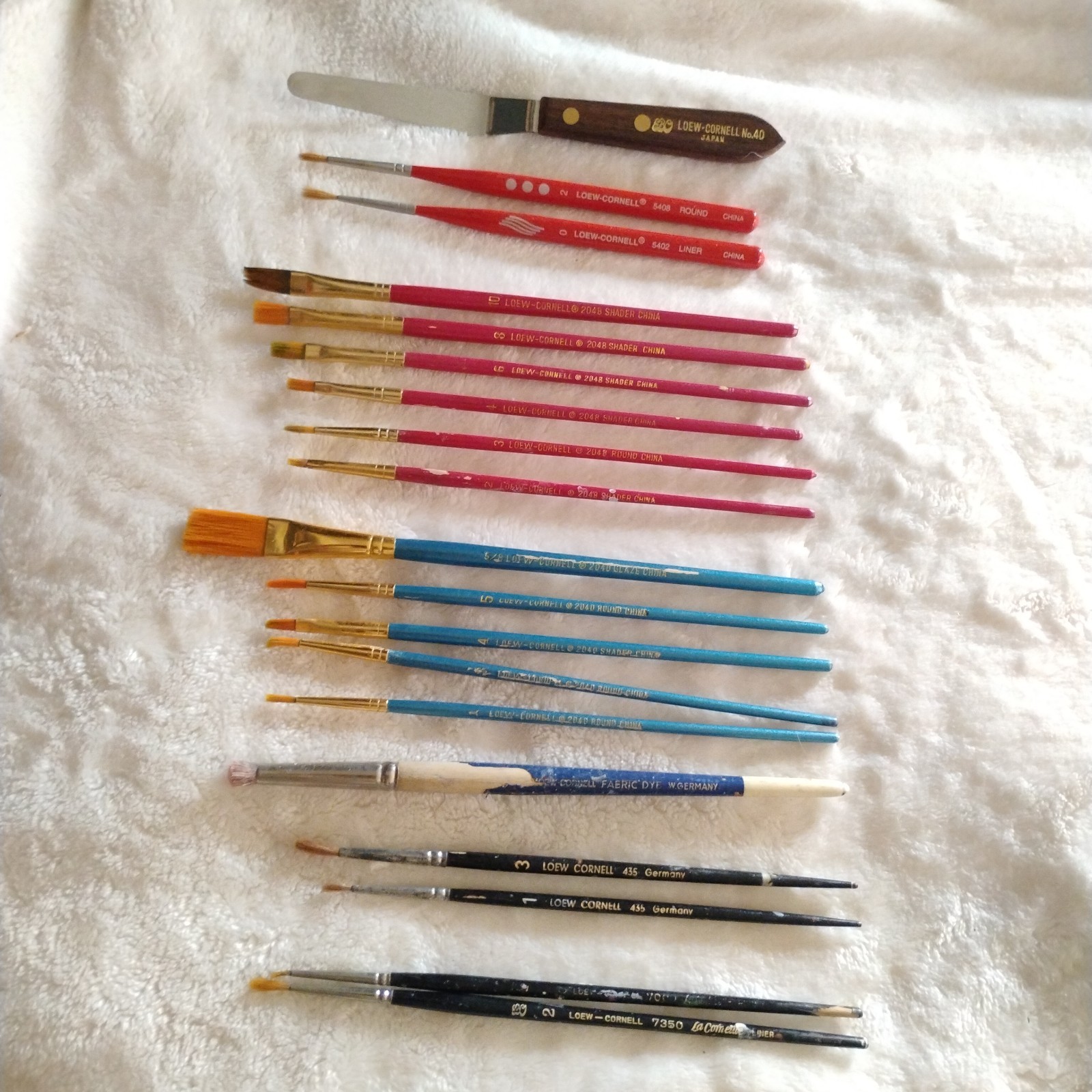 Loew-Cornell Paint Brush Lot 18pc Vintage Germany La Corneille 7350 435 2048