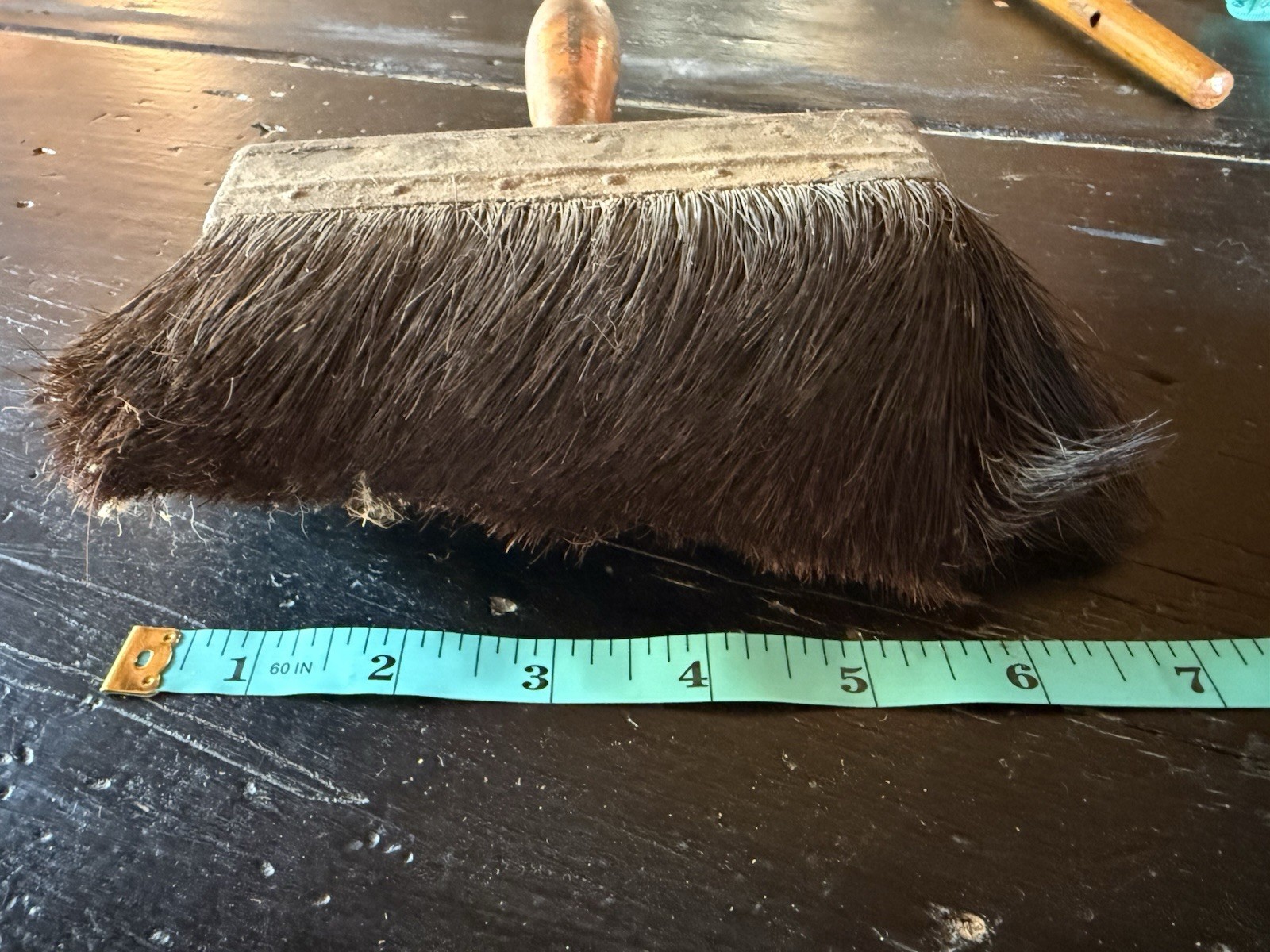 2 Vintage Antique Paint Brushes Wood Handle Horse Hair Art Round Rectangle