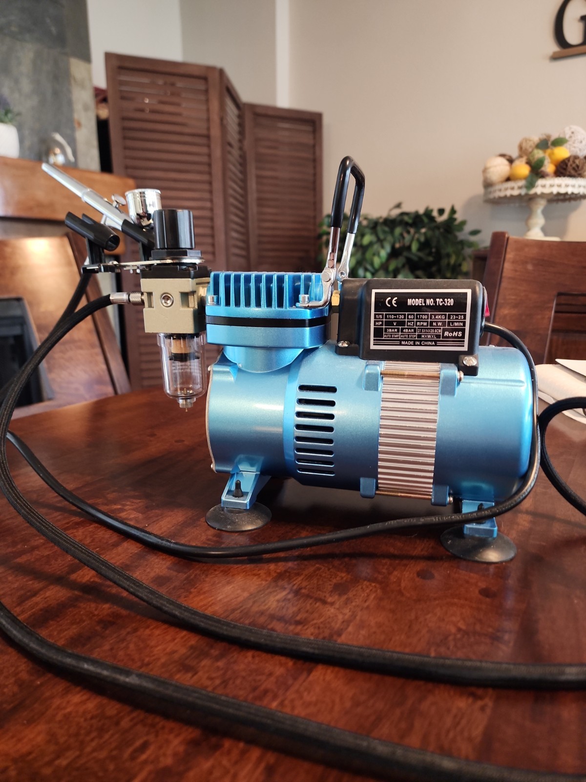 Master Airbrush Airbrushing System Kit – TC-320 Compressor + 3 – S68 G22 E91