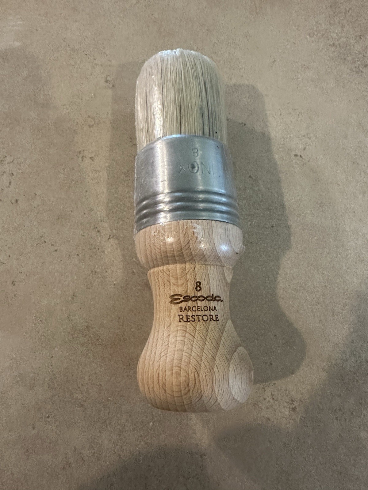 Escoda Restore Premium Brush – Flat Round, Size 8, Stubby Handle