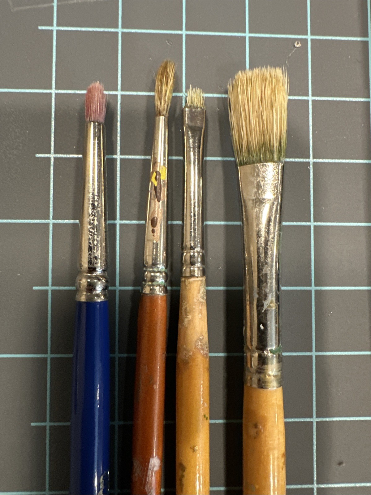 GRUMBACHER Gainsborough Loew Cornell Red Sable Hair Germany Paint brush VTG Lot