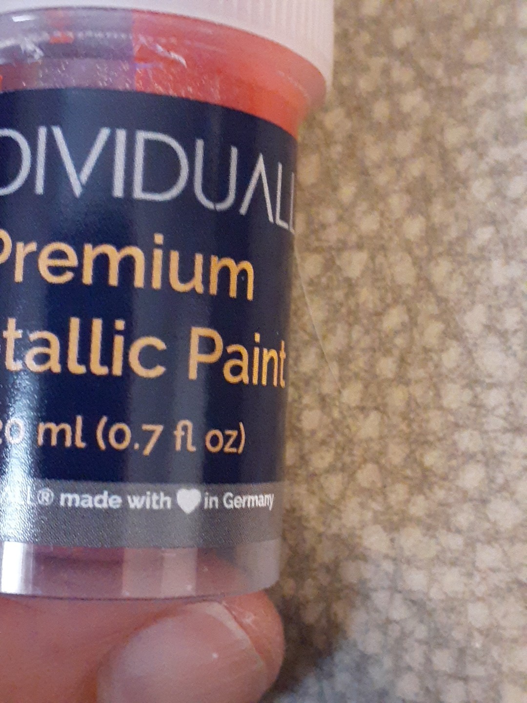 INDIVIDUALL Metallic Acrylic Paint Set Vivid Colors Made in Germany Lot of 16