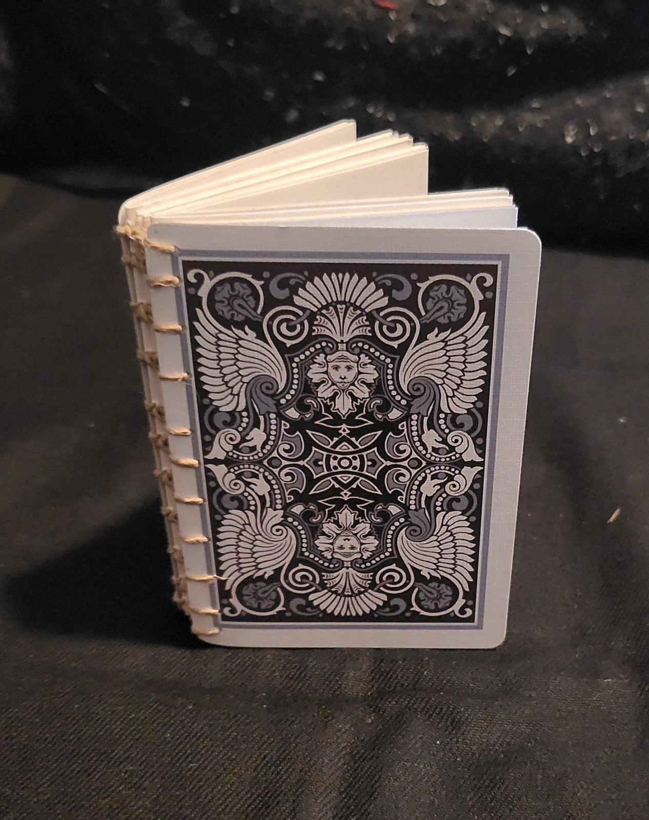 Playing card sketchbook/notebook – Bicycle Pluma cards – 50 pages pages
