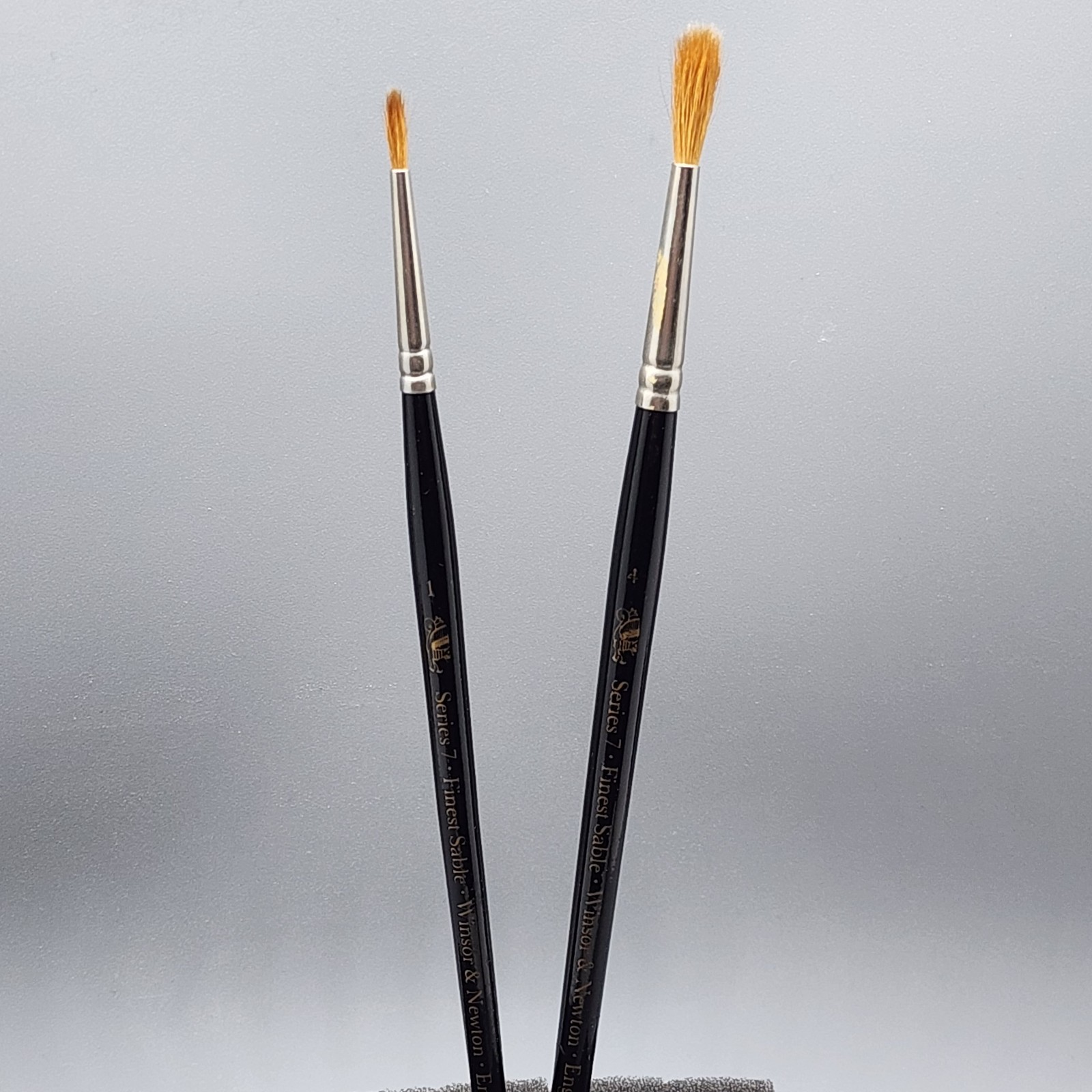 Winsor & Newton Series 7 Size # 1 & 4 Kolinsky Finest Sable Brush England
