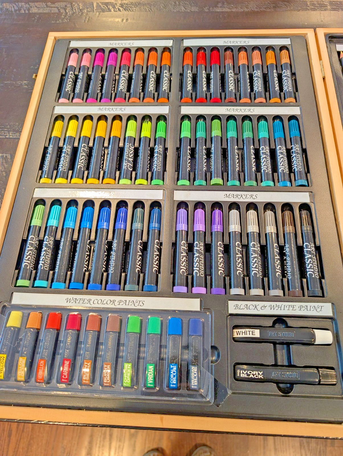 Mixed Media Art Set for Painting, Drawing, and Coloring, 127 Pieces