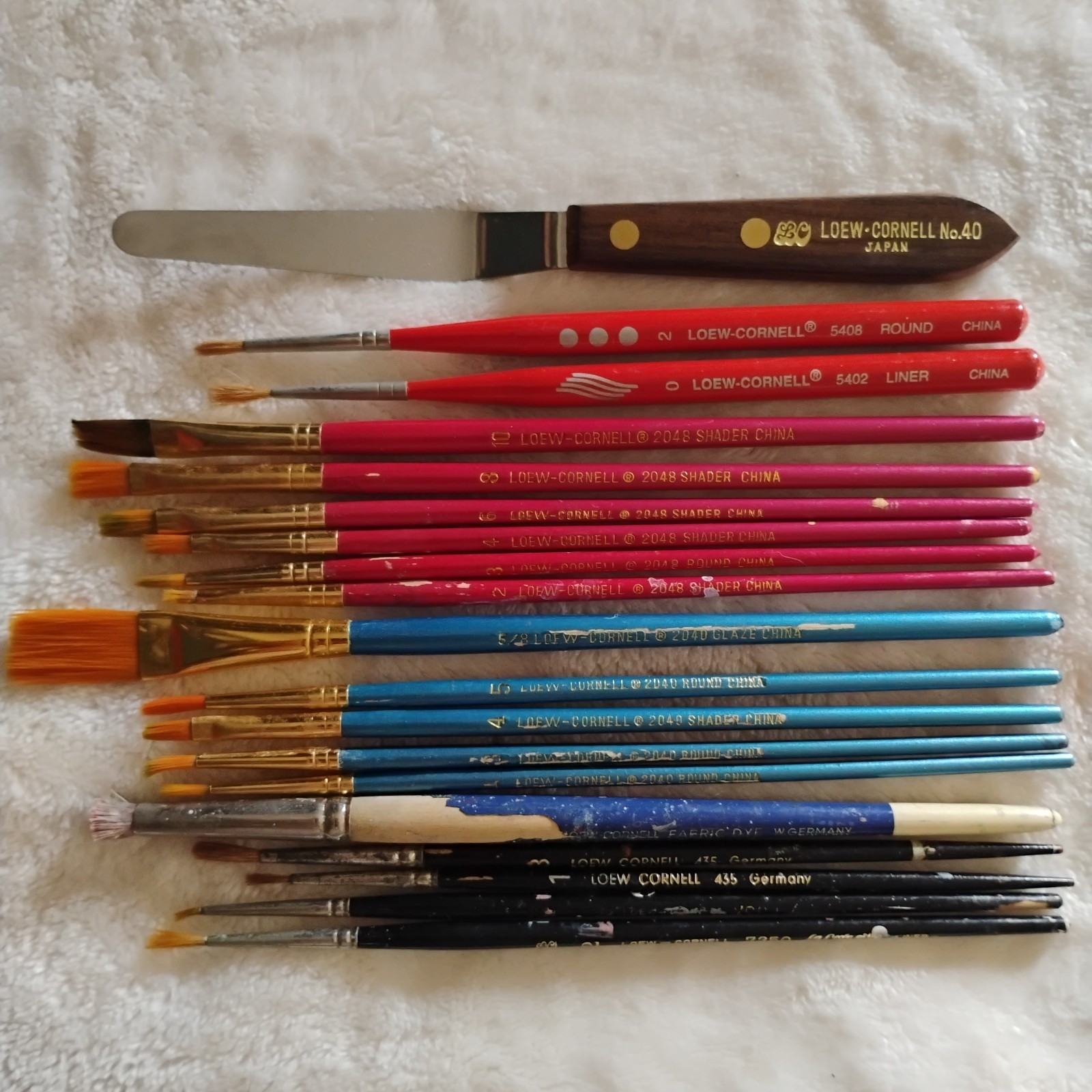 Loew-Cornell Paint Brush Lot 18pc Vintage Germany La Corneille 7350 435 2048