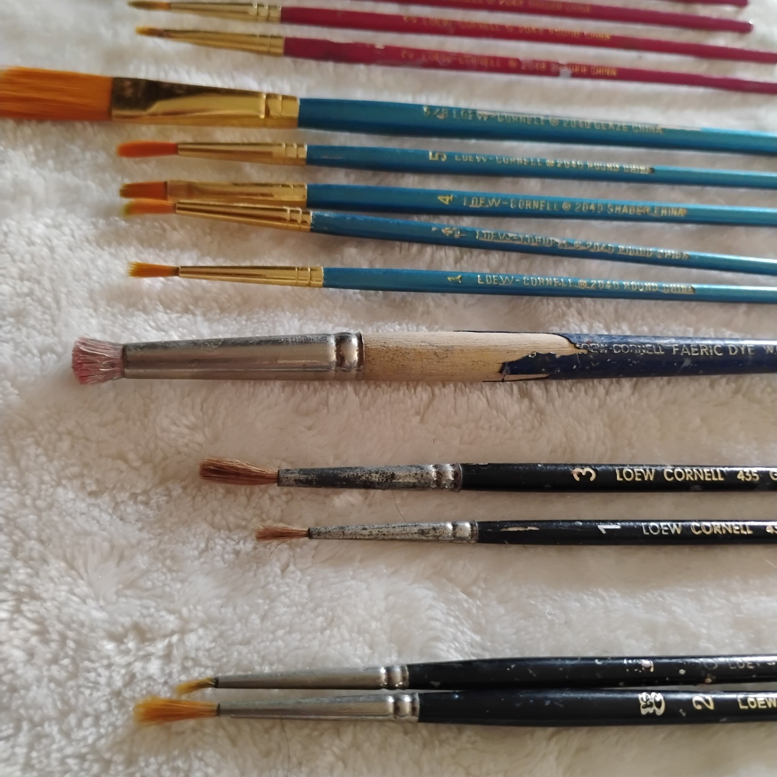 Loew-Cornell Paint Brush Lot 18pc Vintage Germany La Corneille 7350 435 2048