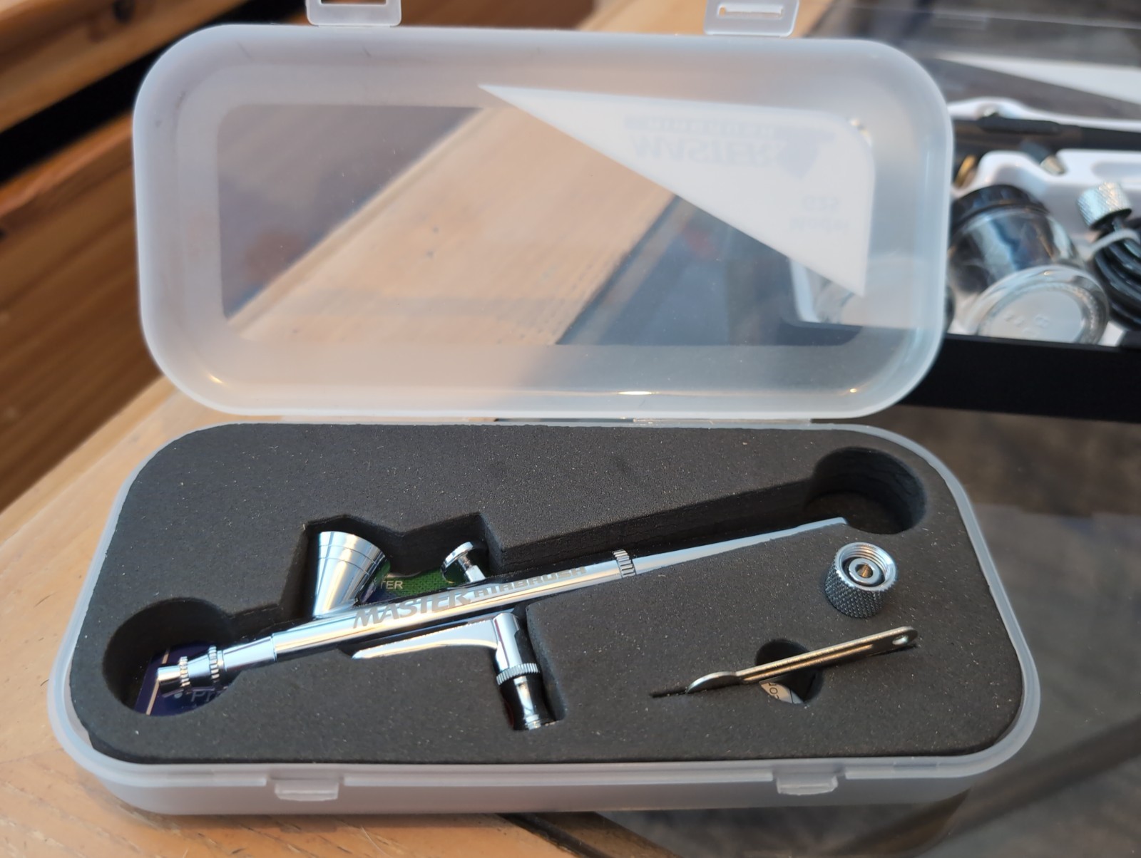 Master Airbrush KIT-SP19-20 Professional Multi-Purpose Airbrushing System…