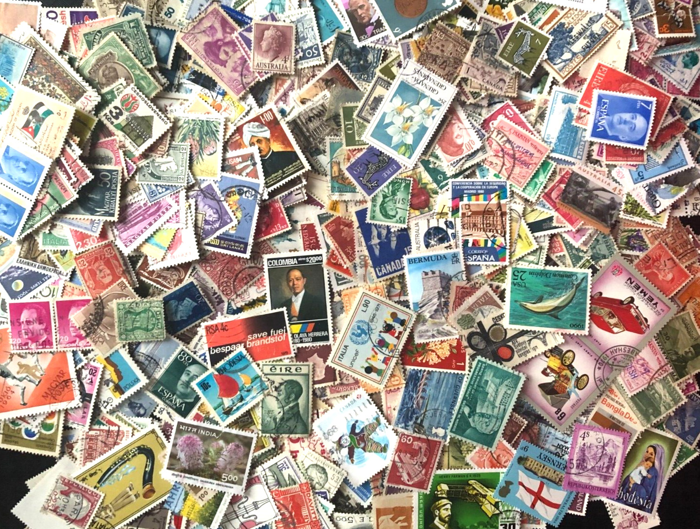 1000 World Postage Stamps mixture for Art, Crafting/Collecting, used off paper