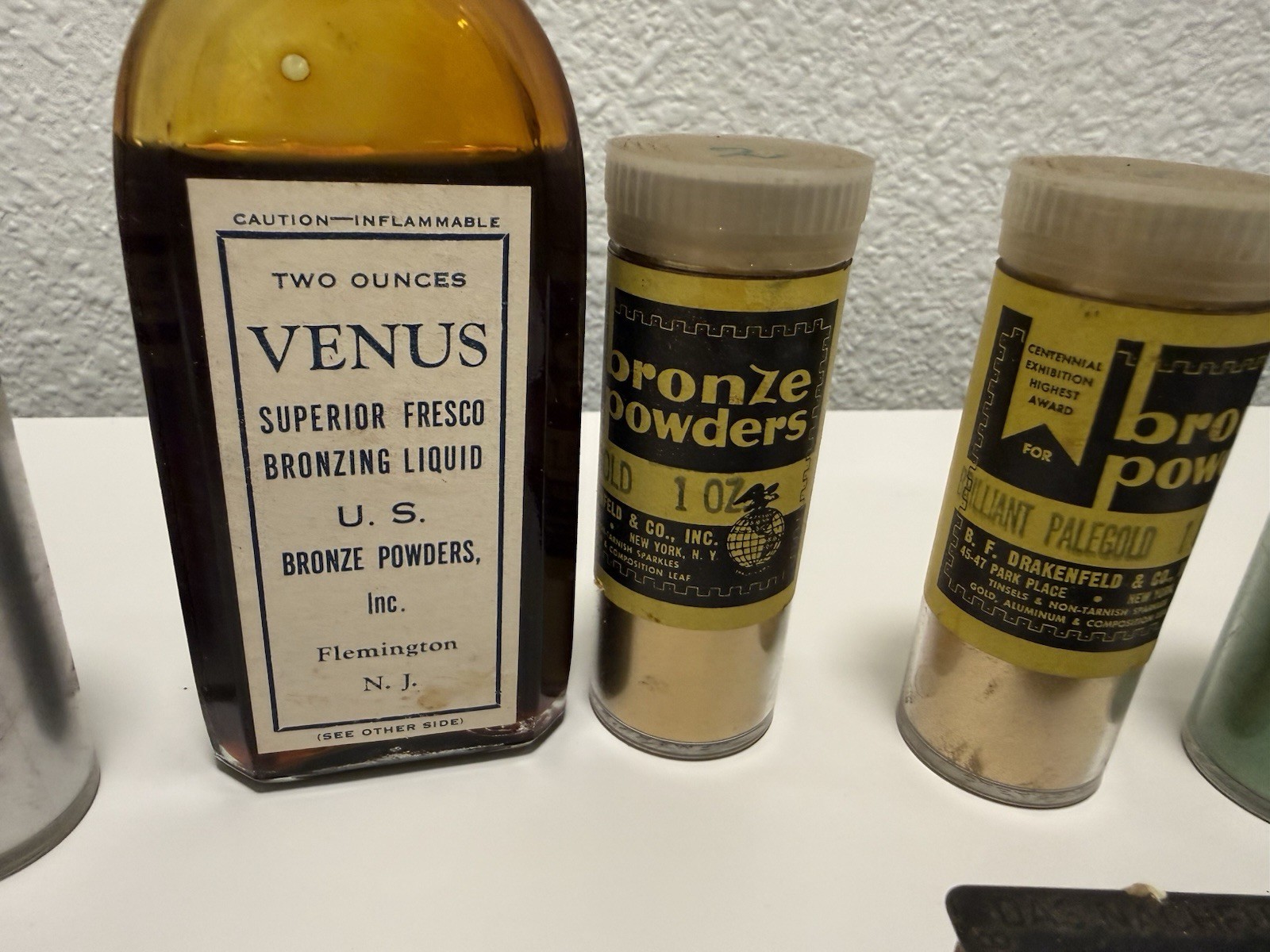 Vintage Bronze Powder Lot U.S. Bronze + Venus Bronzing Liquid Gilding Set